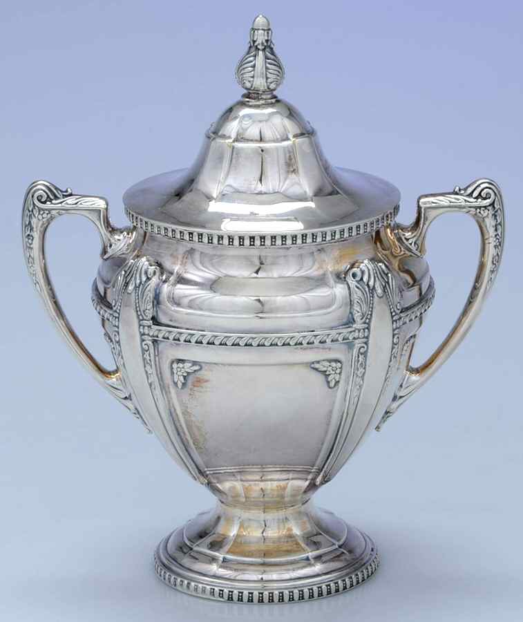 Stradivari (Silverplate, Hollowware) Sugar Bowl & Lid by Wallace Silver-1