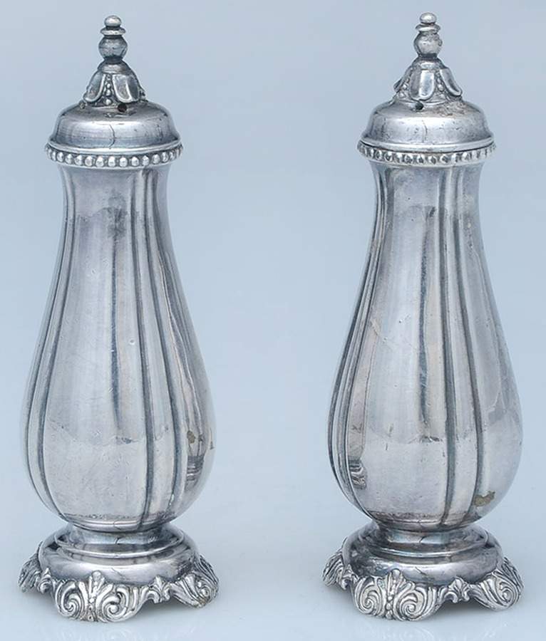 Stradivari (Silverplate, Hollowware) Salt and Pepper Set by Wallace Silver-1