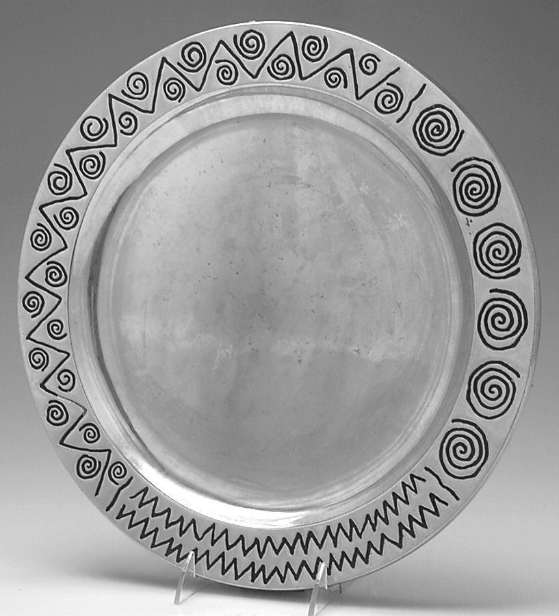 Reggae (Armetale, Hollowware) Large Round Tray by Wilton Armetale-1