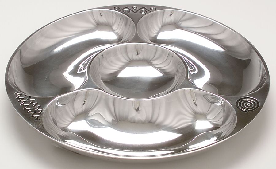 Reggae (Armetale, Hollowware) Large 1 Piece Chip & Dip Set by Wilton Armetale-1