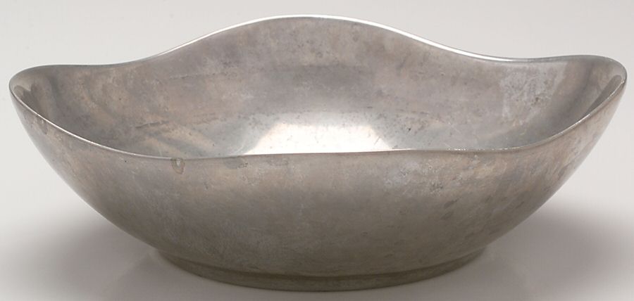 Boston-Classic (Armetale, Hollowware) Medium Bowl by Wilton Armetale-1