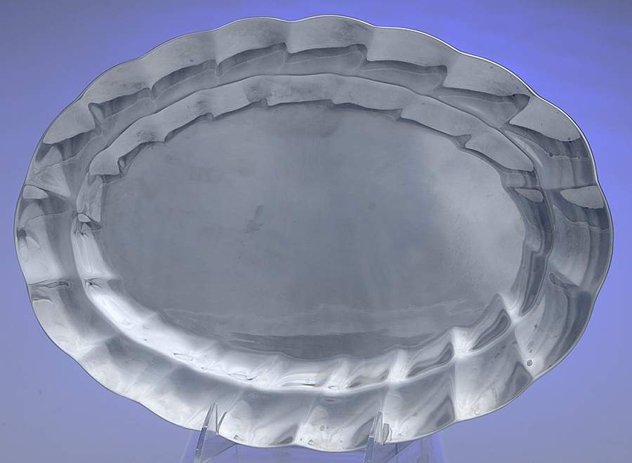 Eddy (Armetale, Hollowware) 13" Oval Tray by Wilton Armetale-1