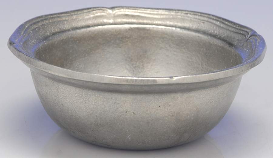Queen Anne (Armetale, Hollowware, Satin) 4" Round Bowl by Wilton Armetale-1