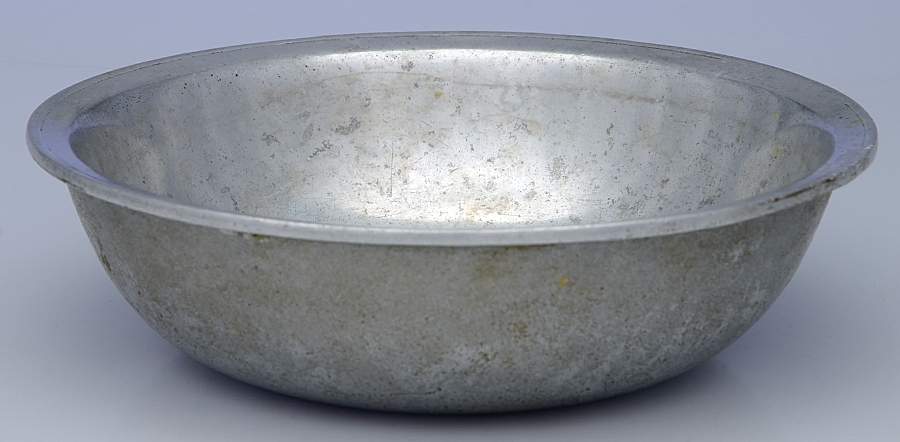 Plough Tavern (Armetale, Hollowware, Satin) 8" Round Vegetable by Wilton Armetale-1