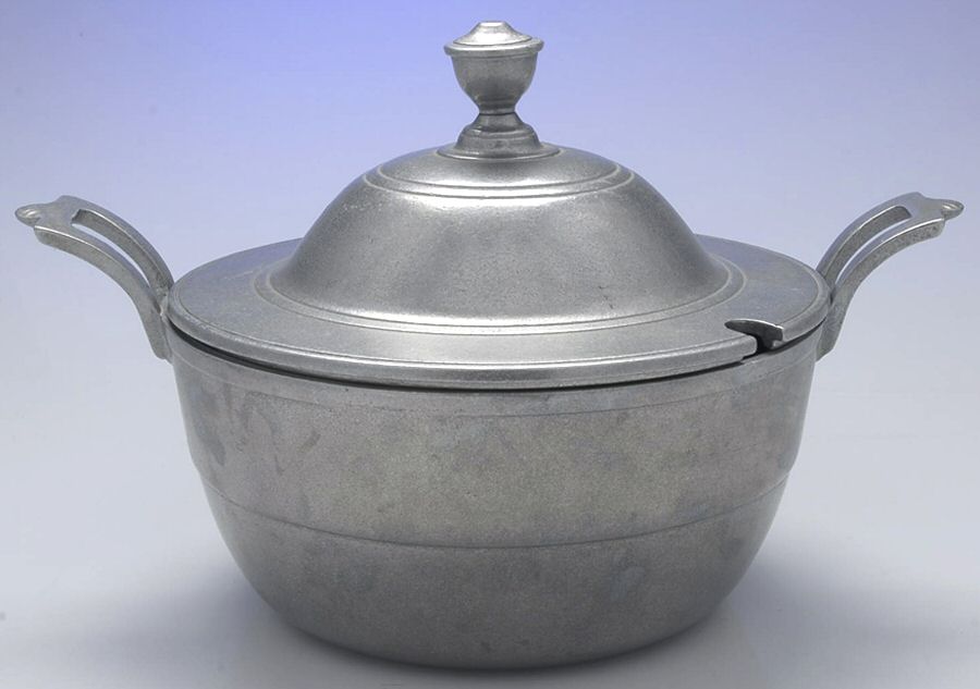 Plough Tavern (Armetale, Hollowware, Satin) Tureen & Lid with Ladle by Wilton Armetale-1