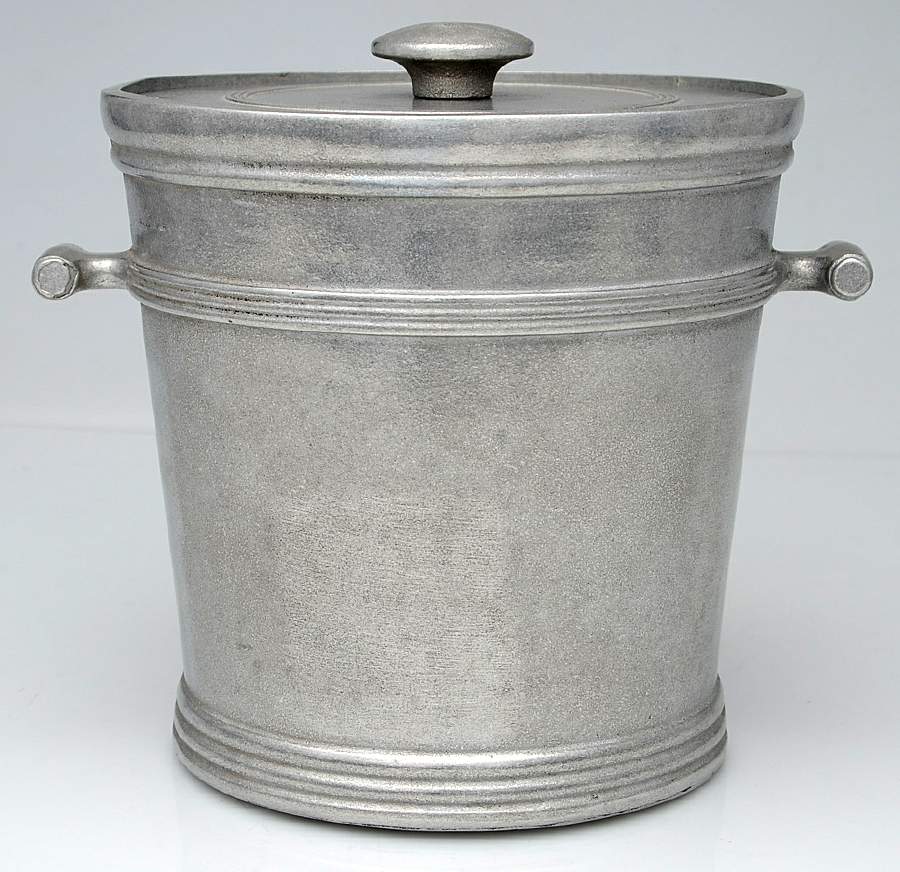 Commonwealth (Armetale, Hollowware, Glossy) Ice Bucket & Lid by Wilton Armetale-1