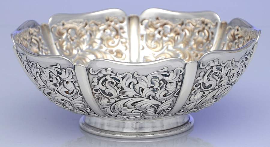 Heraldic (Sterling, Hollowware) 6" Round All Purpose Dish by Whiting Manf Co-1