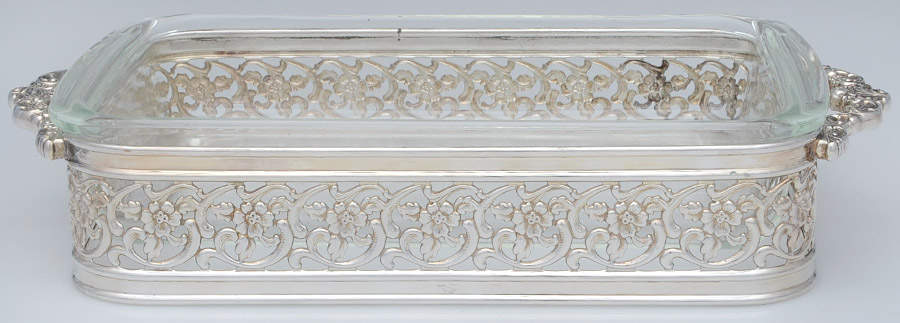 Baroque (Silverplate, Hollowware, Newer) 1.5 Quart Rectangular Silverplate Open Casserole by Wallace Silver-1