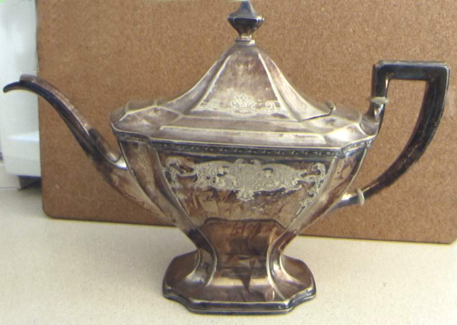 Chippendale (Silverplate, Hollowware) Teapot by WD Smith Silver-1