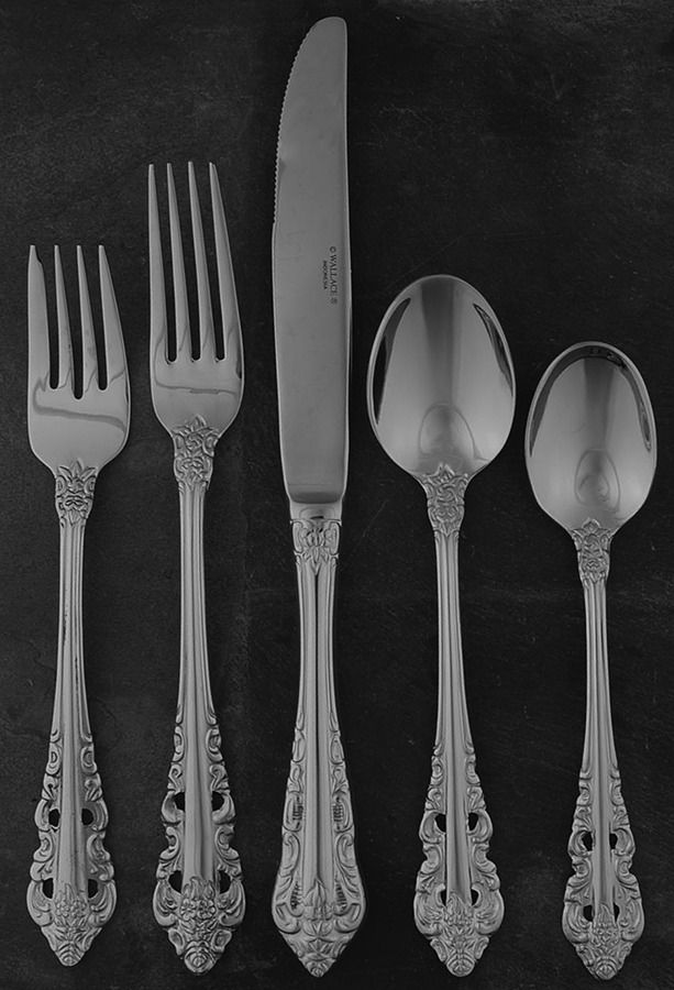 Antique Baroque (Stainless) 5 Piece Place Setting by Wallace Silver-1