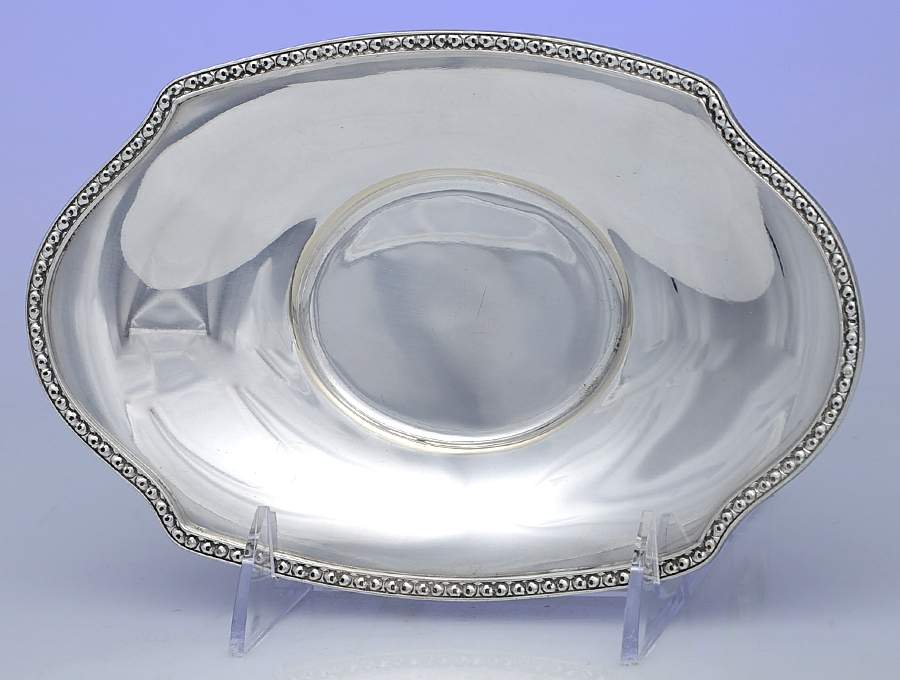 Dorothy Q (Silverplate, Hollowware) Plated Gravy Underplate by Wallace Silver-1
