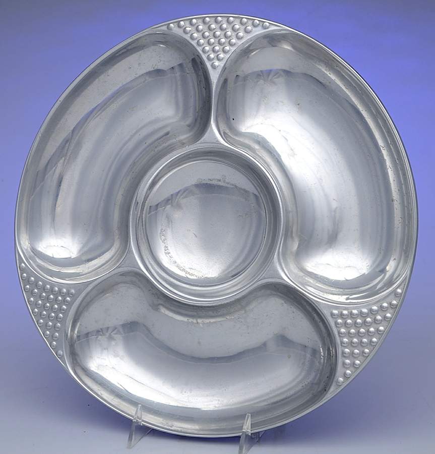 Polka (Armetale, Hollowware) 1 Piece Chip and Dip Set by Wilton Armetale-1