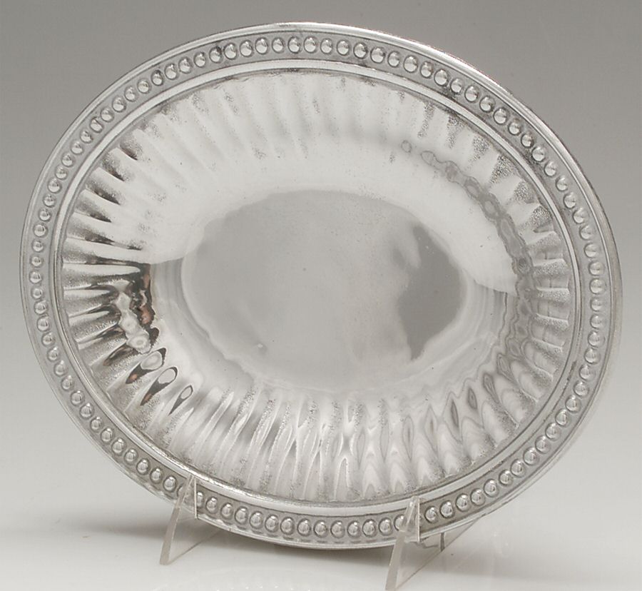 Flutes & Pearls (Pewter, Hollowware) Oval Vegetable Bowl by Wilton Armetale-1