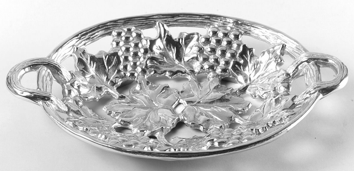 Majolica (Pewter, Hollowware) 2" Pierced Handled Basket by Wilton Armetale-1
