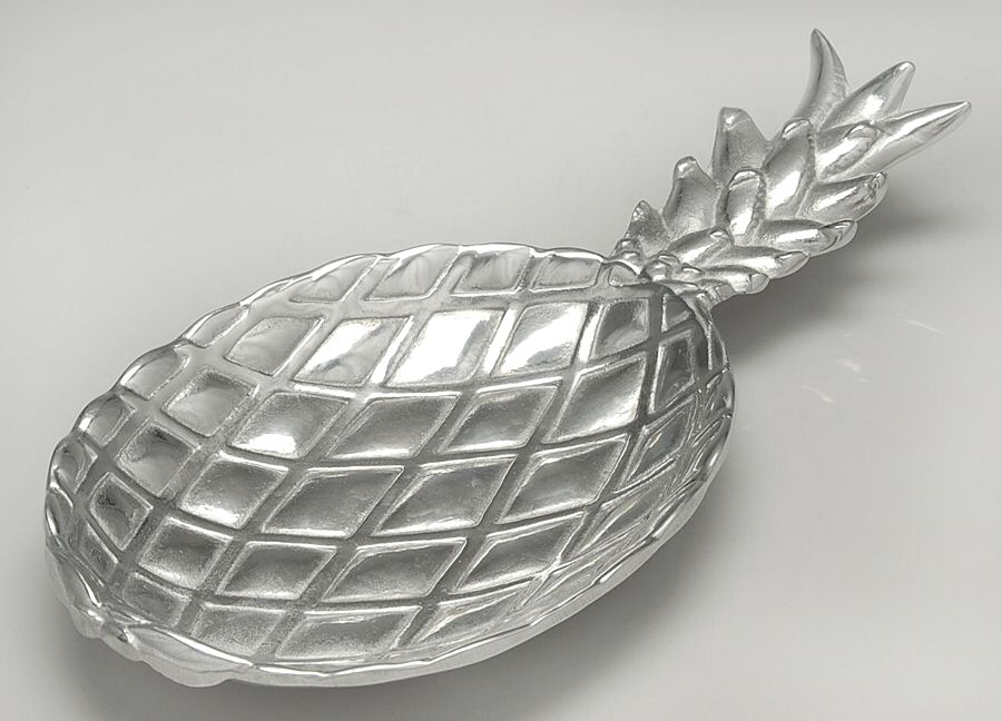 Majolica (Pewter, Hollowware) 8" Oval All Purpose Dish by Wilton Armetale-1