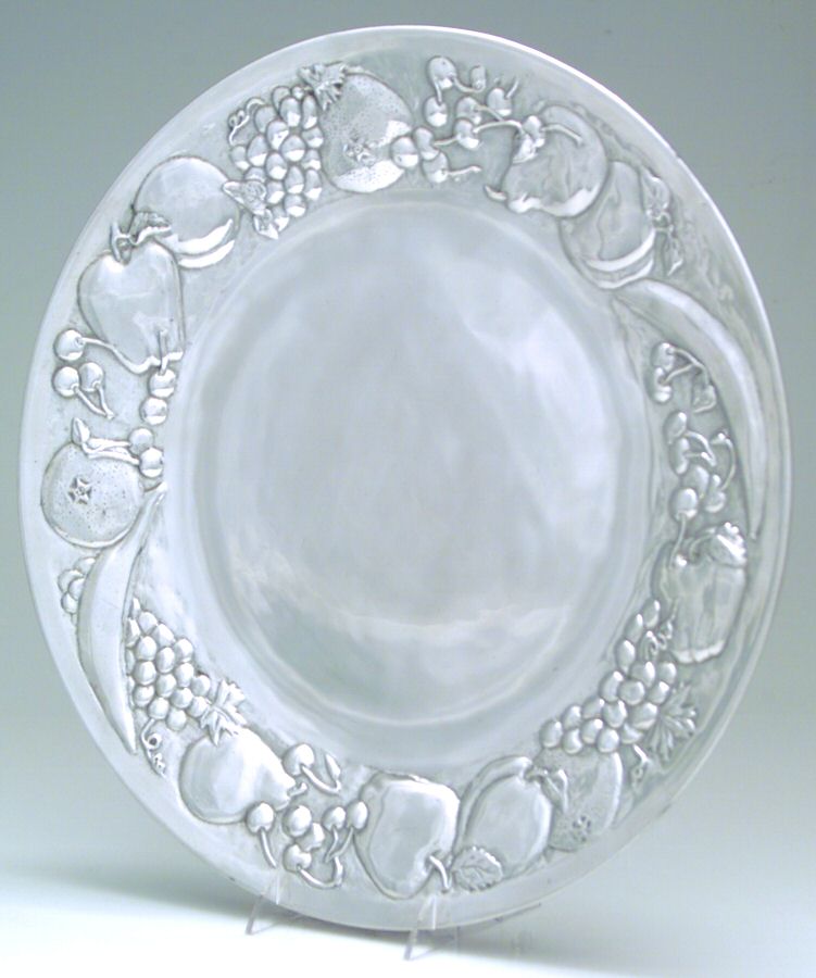 Fruit (Armetale, Hollowware) Large Round Tray by Wilton Armetale-1
