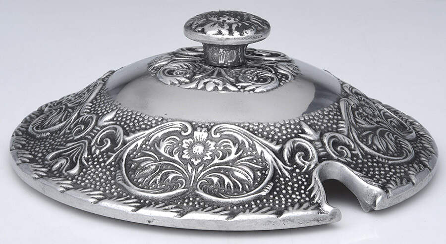 William & Mary (Armetale, Hollowware Lid for Tureen by Wilton Armetale-1