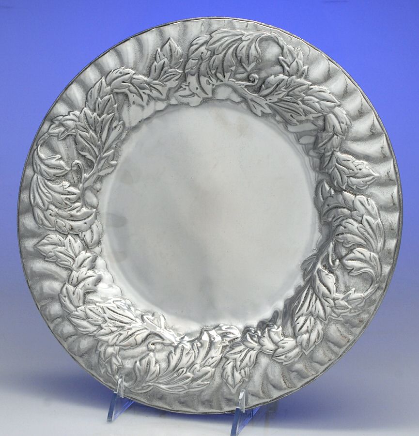 Acanthus (Pewter, Hollowware) 11" Round Tray by Wilton Armetale-1