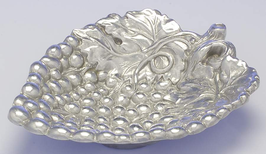 Garden Path Grapes (Armetale, Hollowware) Medium Bon Bon Bowl by Wilton Armetale-1