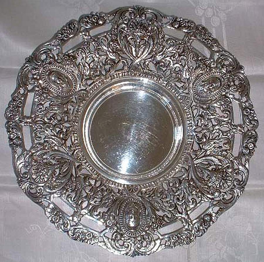 Madrilena Collection, The (Silverplate, Hollowwar) 13" Round Pierced Basket by Wallace Silver-1