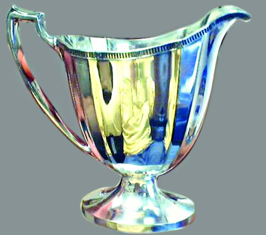 6683N (Silverplate, Hollowware) Creamer by Wallace Silver-1