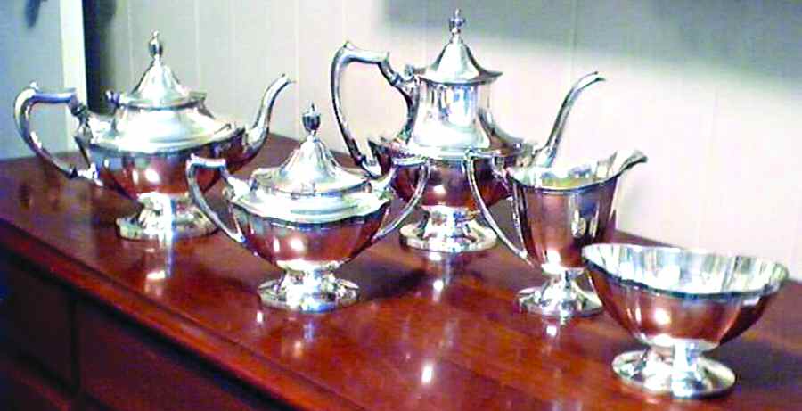 6683N (Silverplate, Hollowware) 5-Piece Plated Tea Set (with Waste) by Wallace Silver-1