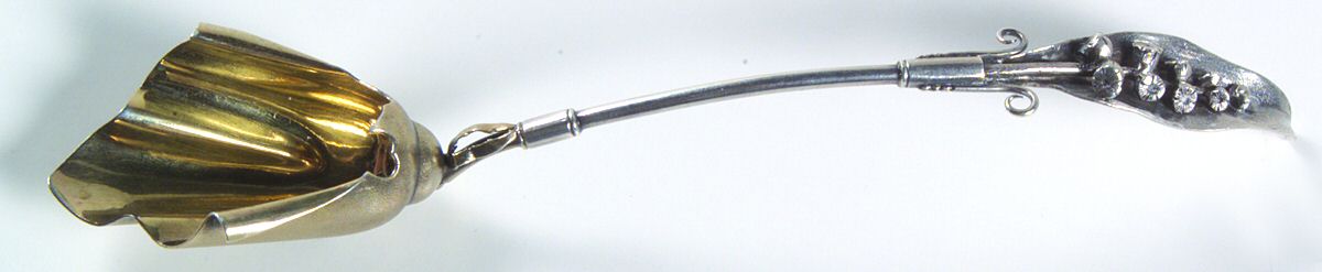 WHS28 (Sterling) Solid Cheese Scoop by Wood & Hughes-1