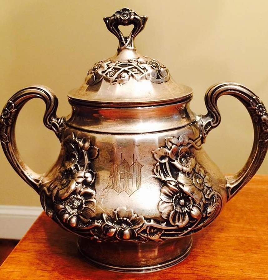 1400 (Sterling, Hollowware) Sugar Bowl & Lid by Wallace Silver-1