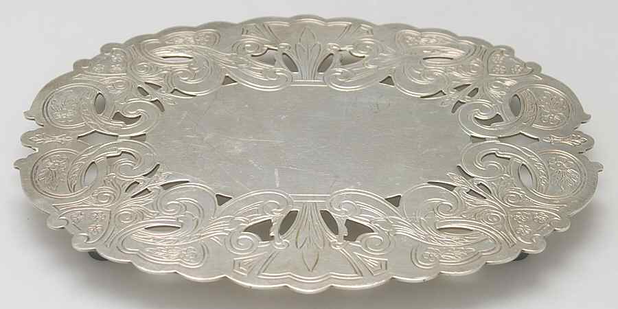 7310 (Silverplate, Hollowware) Trivet by Wallace Silver-1
