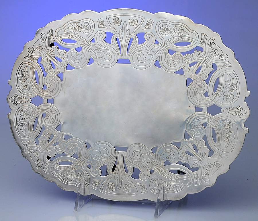 7310 (Silverplate, Hollowware) Trivet by Wallace Silver-1
