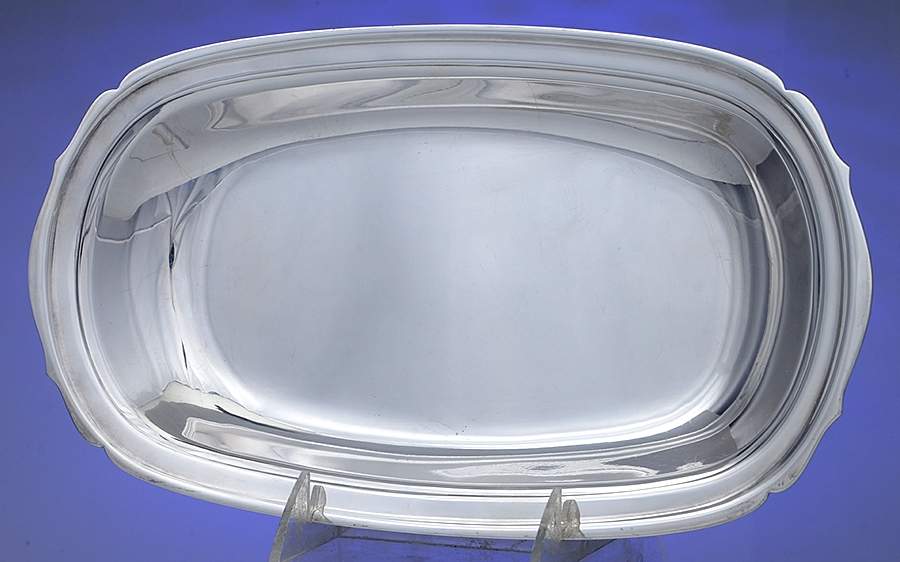 Amesbury (Silverplate, Hollowware) 12" Bread Tray by Wallace Silver-1