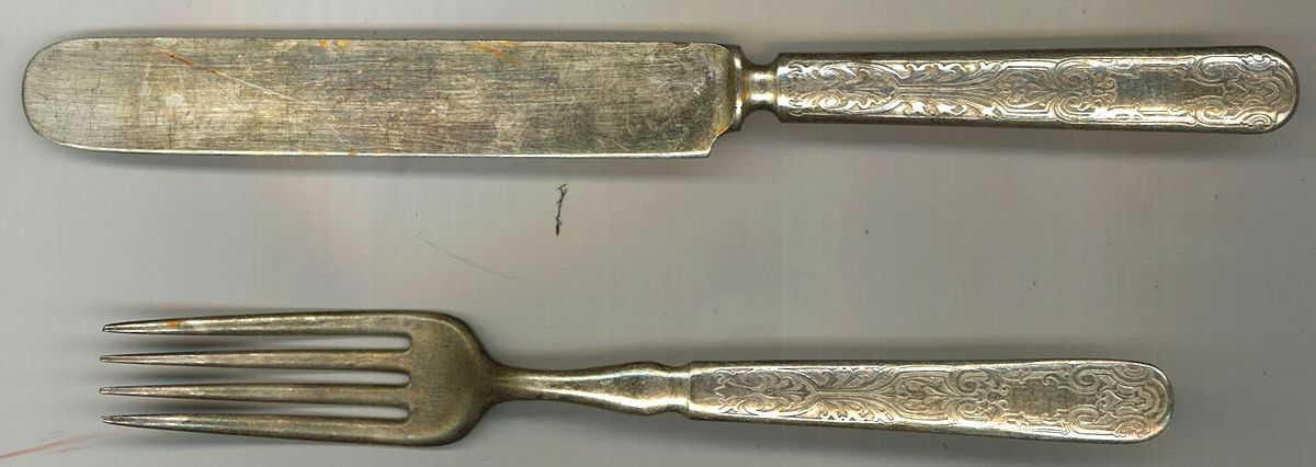WAS155 (Silverplate) Indented Solid Handled Fork by Wallace Silver-1