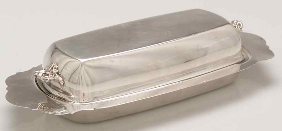2500 (Sterling, Hollowware) 1/4 Pound Covered Butter & Liner by Wallace Silver-1