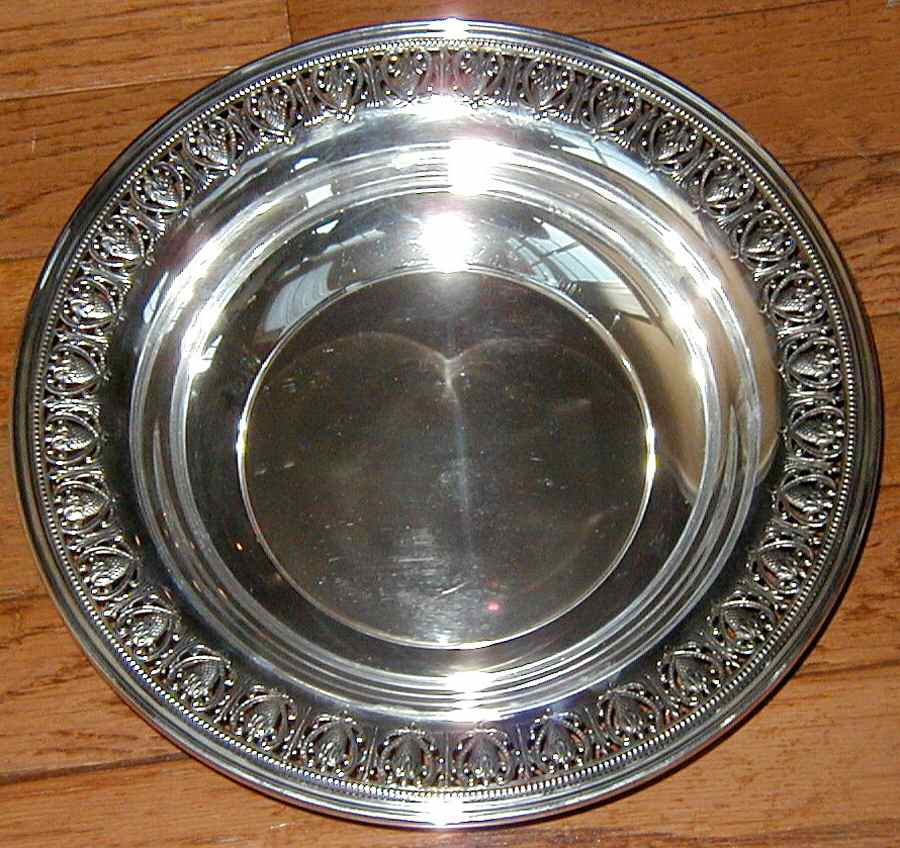 B97 (Sterling, Hollowware) 10" Round Vegetable Bowl by Watson-1