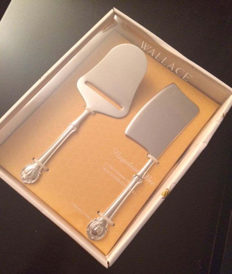 Napoleon Bee (Stainless) Cheese Plane Solid Piece by Wallace Silver-1