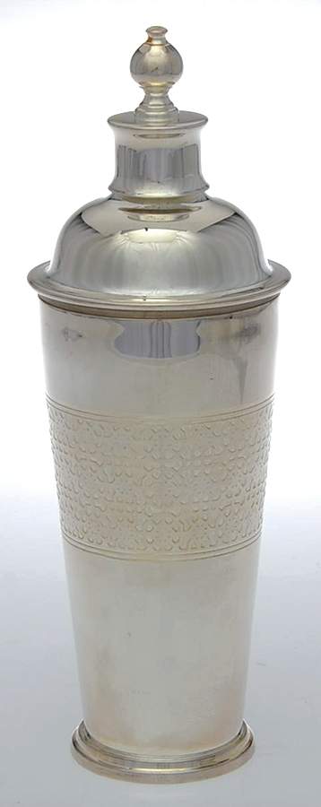 Jaipur (Hollowware) Cocktail Shaker by Waterford-1