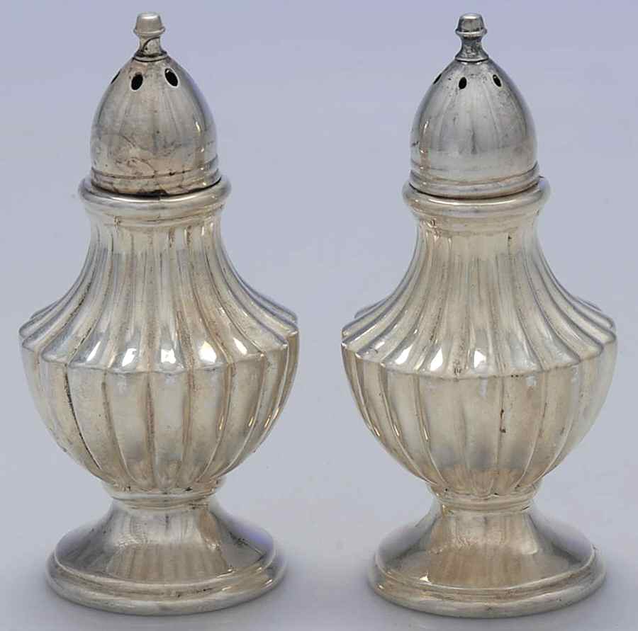 67 (Silverplate, Hollowware) Salt and Pepper Set by Weidlich Bros Mfg Co-1