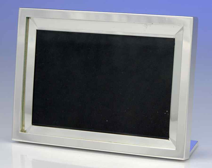 Challis (Silverplate, Hollowware) Frame-Holds 4" X 6" Picture by Wedgwood Silver-1