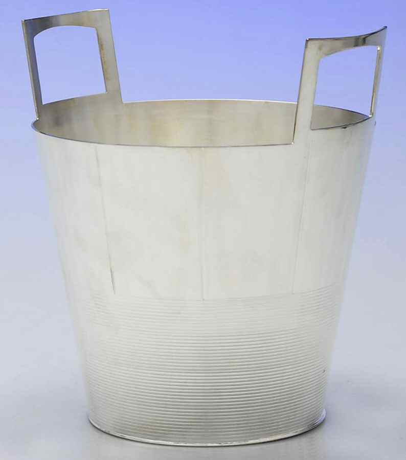 Challis (Silverplate, Hollowware) Silverplate Ice Bucket by Wedgwood Silver-1