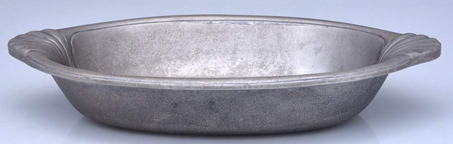 Scallop Handle (Hollowware) 12" Oval Bowl by Wilton Armetale-1