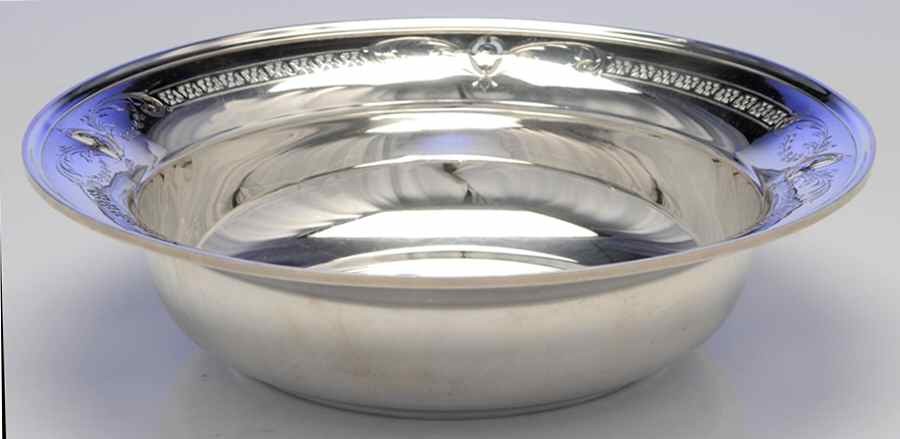 670 (Sterling, Hollowware) 10" Round Vegetable Bowl by Woodside Sterling Co-1