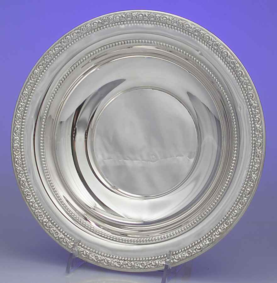 4380 (Sterling, Hollowware) 9" Round Vegetable Bowl by Wallace Silver-1