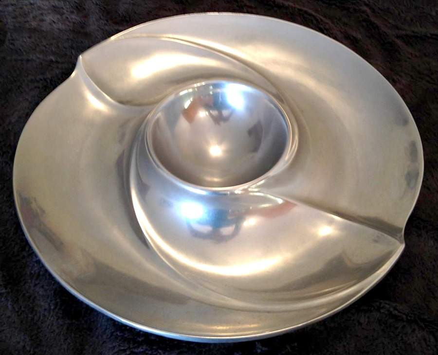 Oasis (Armetale, Hollowware) 1 Piece Chip and Dip Set by Wilton Armetale-1