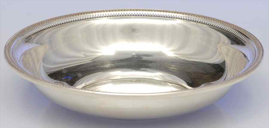 B147 (Sterling, Hollowware) 8" Round Vegetable by Watson-1