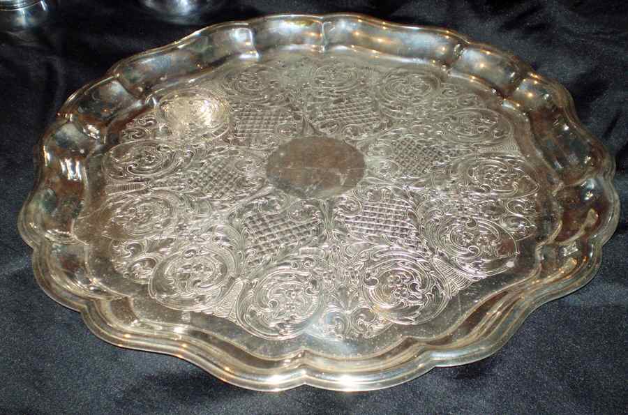 119 (Silverplate, Hollowware) 16" Oval Serving Platter by Wallace Silver-1
