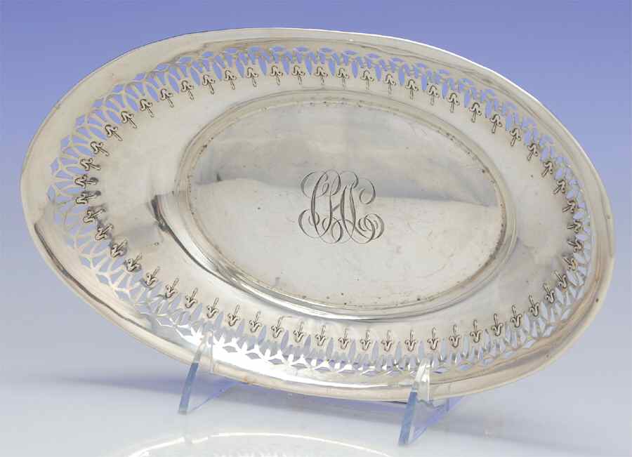 6464 (Sterling, Hollowware) 9" Bread Tray by Whiting Manf Co-1