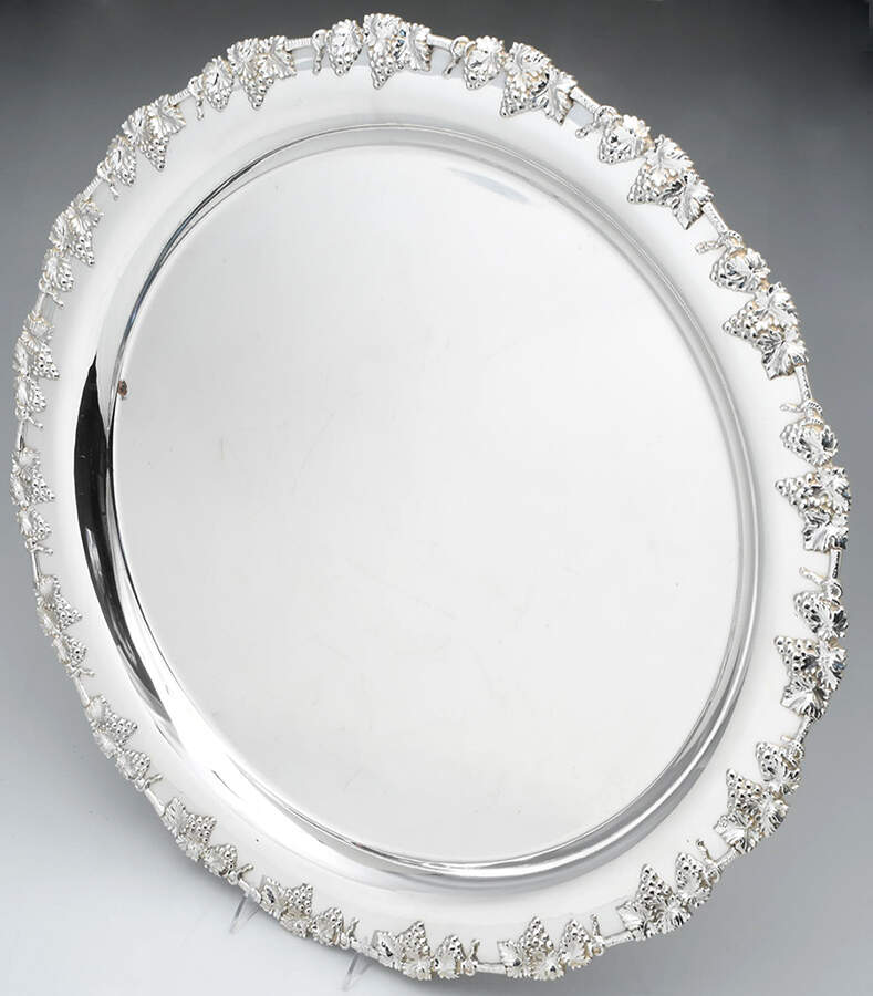 WDO1 (Silverplate, Hollowware) Round Silverplate Tray by Windsor (Chile)-1