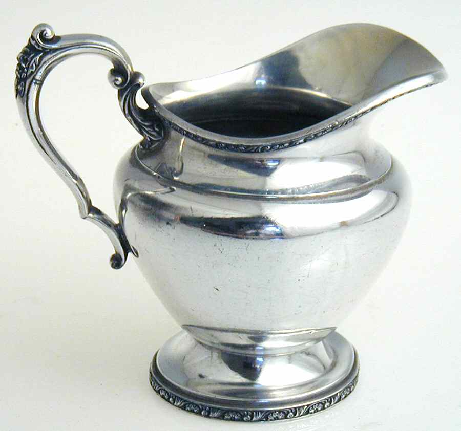 V613 (Silverplate, Hollowware) Creamer by Wallace Silver-1