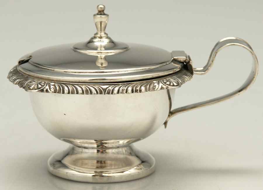 22477 (Sterling, Hollowware) Sterling Mustard Pot with Lid by Webster Co-1