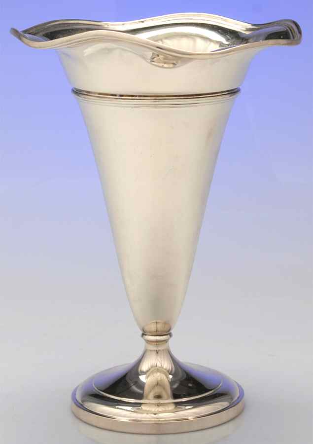 9594 (Sterling, Hollowware) 8" Vase by Watson-1